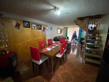 Casa Ampliada y Regularizada en Villa Chalets De Lo Infante de Maipú.