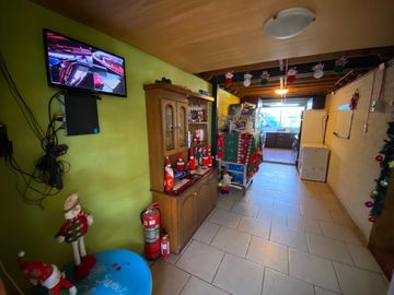 Casa Ampliada y Regularizada en Villa Chalets De Lo Infante de Maipú.