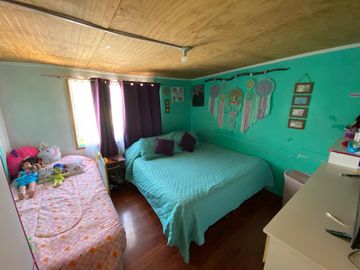Casa Ampliada y Regularizada en Villa Chalets De Lo Infante de Maipú.