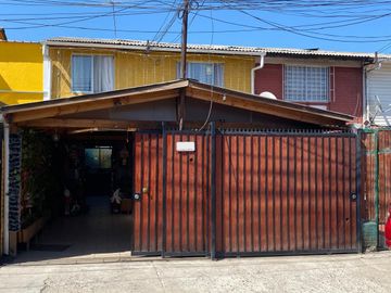 Casa Ampliada y Regularizada en Villa Chalets De Lo Infante de Maipú.