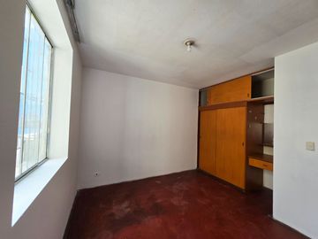 DEPARTAMENTO 2DO PISO EN VENTA 76 M2 URB. ALEJANDRO ALVAREZ - ATE
