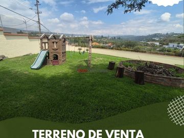 Venta de Terreno de Ensueño en Cumbayá - Santa Inés.