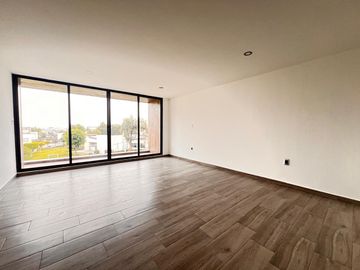 Venta de casa nueva moderna y muy iluminada en zona azul Lomas de Angelópolis ll
