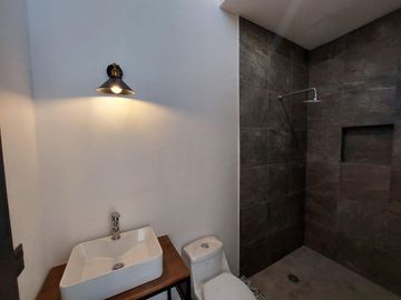(CRO) CASA NUEVA EN LOMAS DE CORTES $4,400,000