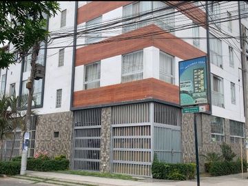 Salamanca - Flat de 2 dormitorios + 2 baños + cochera techada