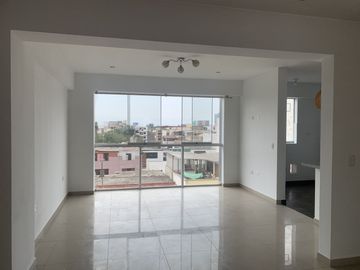 Salamanca - Flat de 2 dormitorios + 2 baños + cochera techada