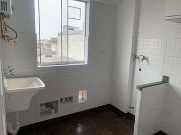 Salamanca - Flat de 2 dormitorios + 2 baños + cochera techada