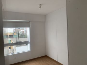 Salamanca - Flat de 2 dormitorios + 2 baños + cochera techada