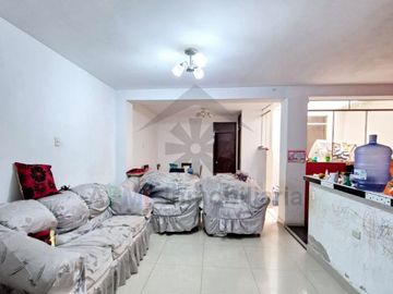 REMATE DE CASA EN URBANIZACIÓN LA ARBOLEDA AL FRENTE DE LA UNIVERSIDAD SIPÁN