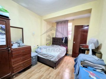 REMATE DE CASA EN URBANIZACIÓN LA ARBOLEDA AL FRENTE DE LA UNIVERSIDAD SIPÁN