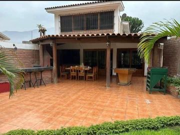 VENTA DE CASA DE CAMPO EN CHOSICA, LA CANTUTA