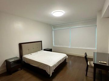 🌟 For Sale: Z Loft Unit at Edades Tower, Makati - Fully Furnished 🏙️