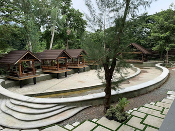 🌟 For Sale: Hotel in Purok 5, Calamba Laguna 🏨🌴