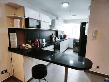 VENDO DEPARTAMENTO 3 DORMITORIOS – AV. PRINCIPAL -  SURQUILLO