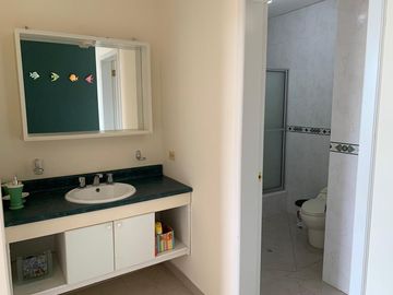 DEPARTAMENTO EN VENTA AMOBLADO EN TONSUPA