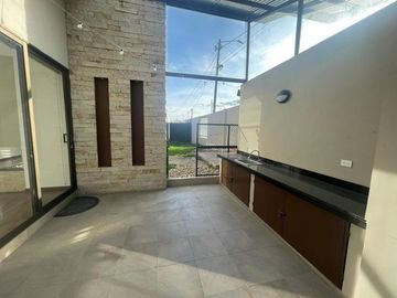 VENTA CASA CAMPESTRE EXCLUSIVA CONJUNTO CERRADO CAJICA , LA VIRGEN