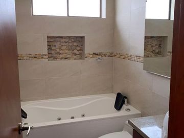 VENTA CASA CAMPESTRE EXCLUSIVA CONJUNTO CERRADO CAJICA , LA VIRGEN