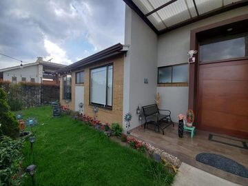 VENTA CASA CAMPESTRE EXCLUSIVA CONJUNTO CERRADO CAJICA , LA VIRGEN