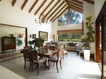 FINCA EN VENTA  LOS PINOS POLO CLUB MOSQUERA