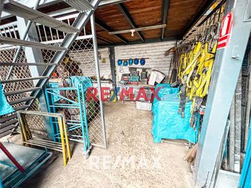Venta De Terreno Industrial O Local Industrial 300 M2 - Ate
