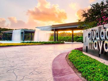 Casa en venta con alberca, comunidad Cerrada, Ciudad Mayakoba, Playa del Carmen