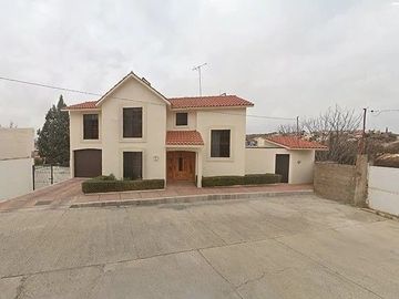 CASA EN VENTA EN EL PARQUE, RECUPERACIÓN INMOBILIARIA