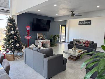 Venta de Hermosa casa en Alta Palmira