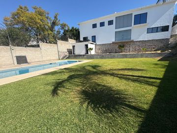 Venta de Hermosa casa en Alta Palmira