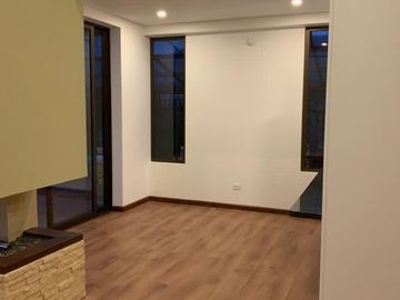 VENTA CASA CAMPESTRE EXCLUSIVA CONJUNTO CERRADO CAJICA , LA VIRGEN