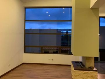 VENTA CASA CAMPESTRE EXCLUSIVA CONJUNTO CERRADO CAJICA , LA VIRGEN