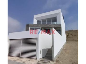 En Venta De Casa De Playa Con Cochera Y Piscina En Condominio Cerrado Alto Bujama A 3 Cuadras De La Playa