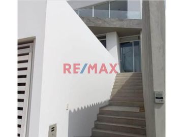 En Venta De Casa De Playa Con Cochera Y Piscina En Condominio Cerrado Alto Bujama A 3 Cuadras De La Playa