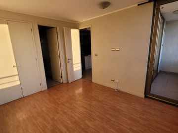 Dpto en Barrio El Llano Subercaseaux San Miguel 1 Dormitorio 1 baño 1 Estac 1 Bodega