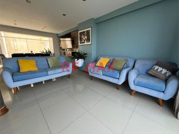 Vendo Hermoso Penthouse En Urb. El Golf Frente A Parque 343.00 M2 + Estacionamiento
