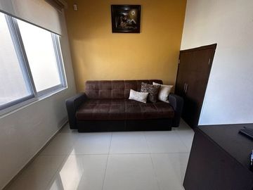 CASA EN VENTA EN FRACCIONAMIENTO BOSQUES DE SANTA ANITA