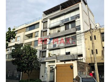 Venta/Remate De Amplio Y Acogedor Departamento En La Aurora - Miraflores