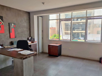 Venta de Edificio Coorporativo/ Departamentos en San Martin de Porres
