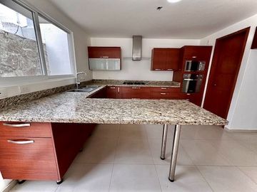 Casa en Venta en Fracc. Arbolada Coto 2