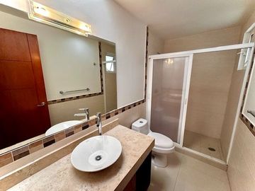Casa en Venta en Fracc. Arbolada Coto 2