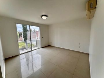 Casa en Venta en Fracc. Arbolada Coto 2