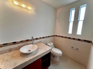 Casa en Venta en Fracc. Arbolada Coto 2