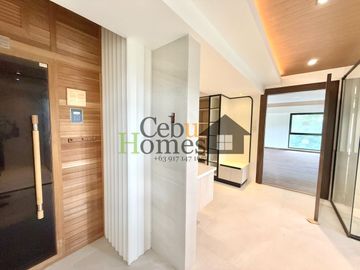 Modern Elegance: Newly Constructed 10-Bedroom Home for Sale in Maria Luisa Estate Park