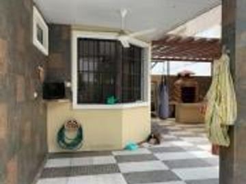 CASA CON DEPARTAMENTO DE VENTA EN CEIBOS NORTE