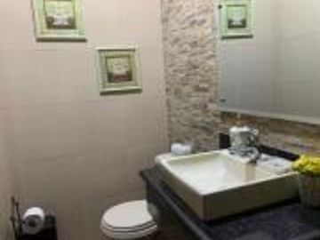 CASA CON DEPARTAMENTO DE VENTA EN CEIBOS NORTE