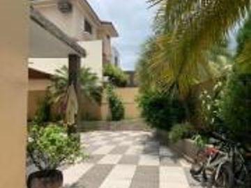 CASA CON DEPARTAMENTO DE VENTA EN CEIBOS NORTE