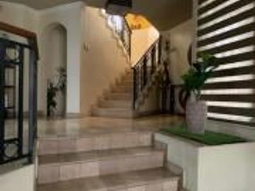 CASA CON DEPARTAMENTO DE VENTA EN CEIBOS NORTE