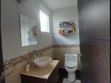 CASA DE VENTA EN TUMBACO QUITO PICHINCHA