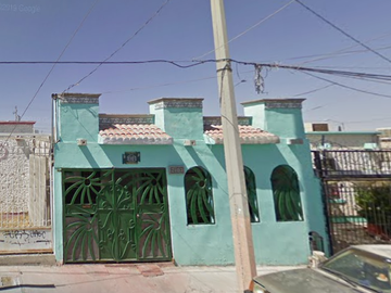 VENTA DE CASA EN LA COLONIA OASIS REVOLUCION EN CIUDAD JUAREZ, CHIHUAHUA