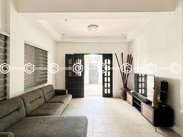 3-STOREY HOUSE FOR SALE WITH SWIMMING POOL IN PORAC, PAMPANGA