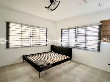 3-STOREY HOUSE FOR SALE WITH SWIMMING POOL IN PORAC, PAMPANGA